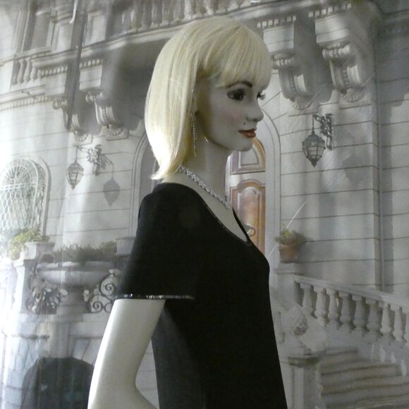 St. John Evening Black Cocktail Dress Size 4 to 6 Sparkling Neck Sleeves Hem - Picture 8 of 9